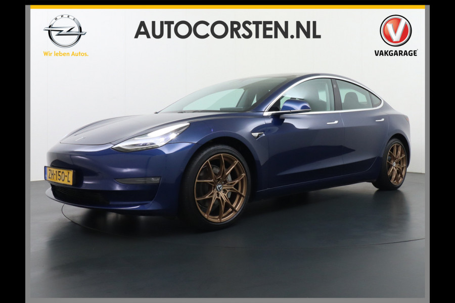Tesla Model 3 Long Range AWD 75kWh 463PK Elektr.Achterklep ! 19"Lmv FSD-3 Computer Premium Audio AutoPilot Panoramadak Camera's Leer Adaptive- 4WD Stoel en achterbank verwarming Elektr.Stoelen+Memory+Easy-Entry WiFi 1e Eigenaar Origineel Nederlandse Auto Garantie op Accu/Motor tot 07-06-2027/192.000km