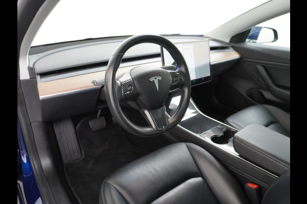 Tesla Model 3 Long Range AWD 75kWh 463PK Elektr.Achterklep ! 19"Lmv FSD-3 Computer Premium Audio AutoPilot Panoramadak Camera's Leer Adaptive- 4WD Stoel en achterbank verwarming Elektr.Stoelen+Memory+Easy-Entry WiFi 1e Eigenaar Origineel Nederlandse Auto Garantie op Accu/Motor tot 07-06-2027/192.000km