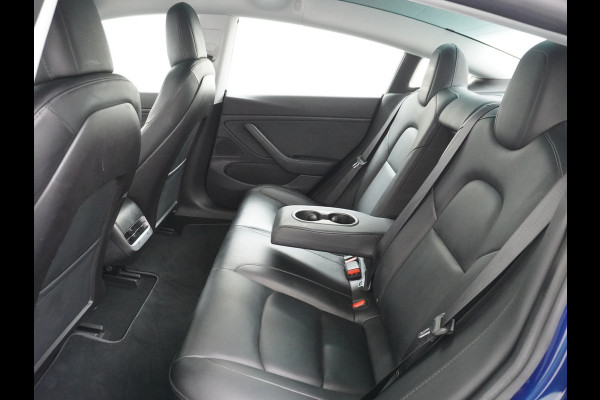 Tesla Model 3 Long Range AWD 75kWh 463PK Elektr.Achterklep ! 19"Lmv FSD-3 Computer Premium Audio AutoPilot Panoramadak Camera's Leer Adaptive- 4WD Stoel en achterbank verwarming Elektr.Stoelen+Memory+Easy-Entry WiFi 1e Eigenaar Origineel Nederlandse Auto Garantie op Accu/Motor tot 07-06-2027/192.000km