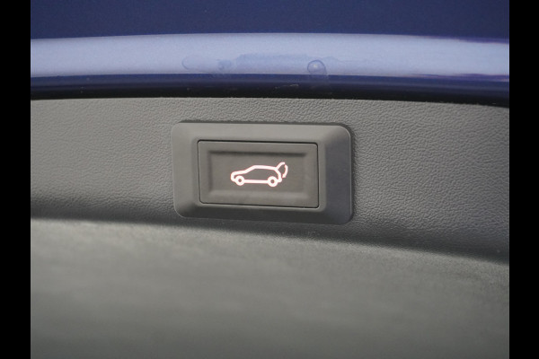 Tesla Model 3 Long Range AWD 75kWh 463PK Elektr.Achterklep ! 19"Lmv FSD-3 Computer Premium Audio AutoPilot Panoramadak Camera's Leer Adaptive- 4WD Stoel en achterbank verwarming Elektr.Stoelen+Memory+Easy-Entry WiFi 1e Eigenaar Origineel Nederlandse Auto Garantie op Accu/Motor tot 07-06-2027/192.000km