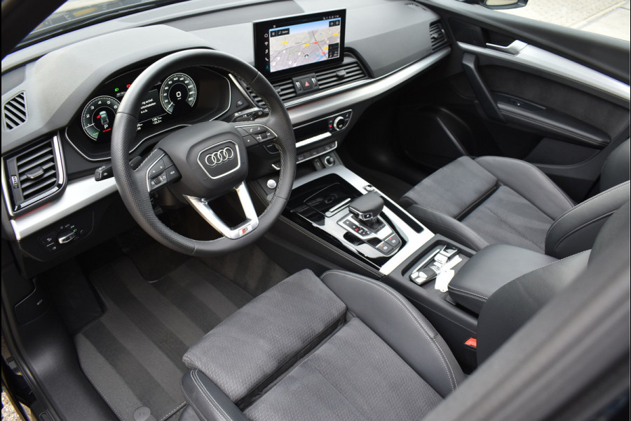 Audi Q5 50 TFSI e S-Line 299 Pk Pano Luchtvering Sfeer Keyless Matrix Led Leder SQ5 21 Inch