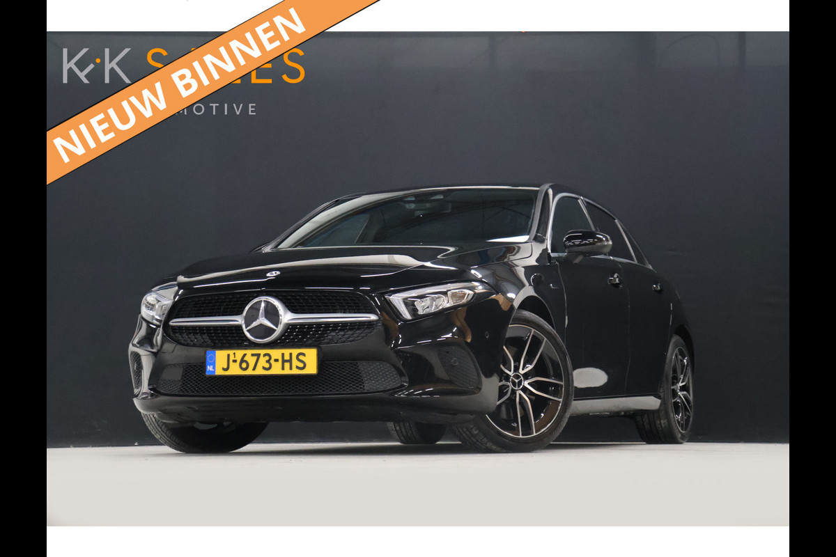 Mercedes-Benz A-Klasse 250 e Business Solution Luxury Limited [CAMERA, PDC 360, CRUISE CONTROL, STOELVERWARMING, BLUETOOTH VERBINDING, AUTOMATISCHE AIRCO, NAVIGATIE, NIEUWSTAAT]