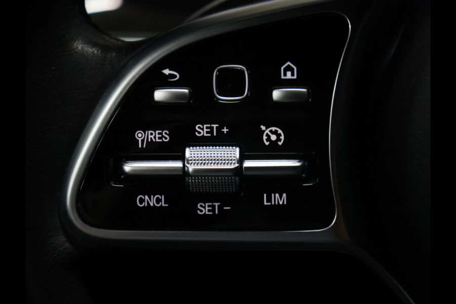 Mercedes-Benz A-Klasse 250 e Business Solution Luxury Limited [CAMERA, PDC 360, CRUISE CONTROL, STOELVERWARMING, BLUETOOTH VERBINDING, AUTOMATISCHE AIRCO, NAVIGATIE, NIEUWSTAAT]