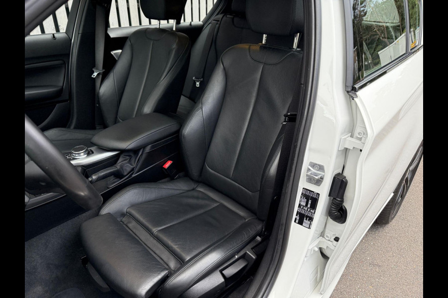 BMW 1-serie 118i M Pakket Corporate High Executive