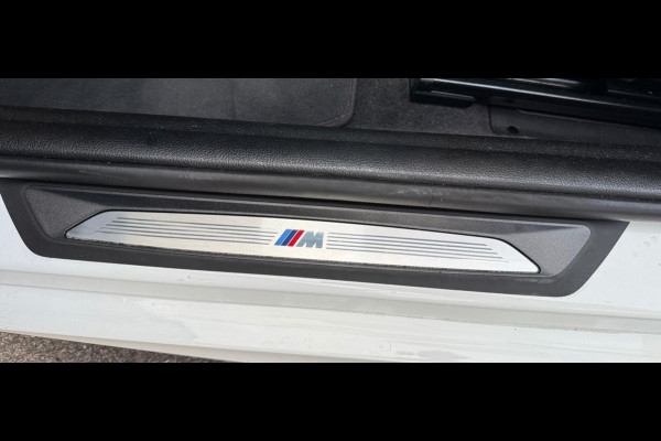 BMW 1-serie 118i M Pakket Corporate High Executive