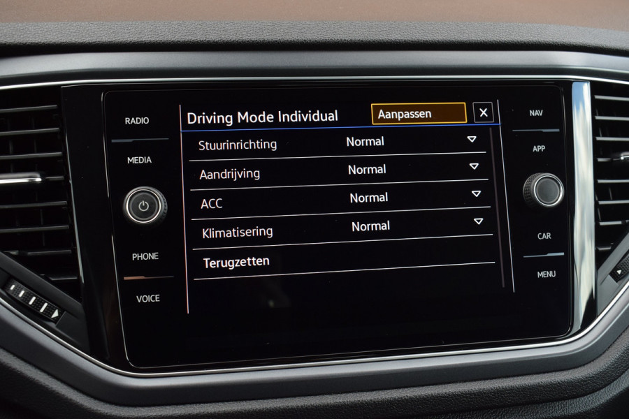 Volkswagen T-Roc Cabrio 1.5 TSI 150pk DSG R-Line