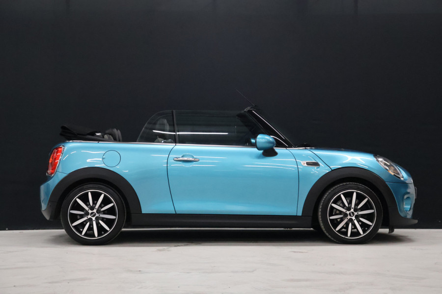 MINI Cabrio 1.5 Cooper Chili Serious Business [STOELVERWARMING, PARKEERSENSOREN, HALF LEDER/STOF, BLUETOOTH, CRUISE CONTROL, AIRCO, NIEUWSTAAT]