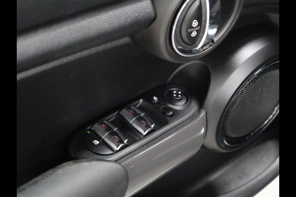 MINI Mini 1.5 One Business Edition 5DRS [NAVIGATIE, PDC ACHTER, APPLE CARPLAY, CRUISE CONTROL, TELEFOON, AIRCO, NIEUWSTAAT]
