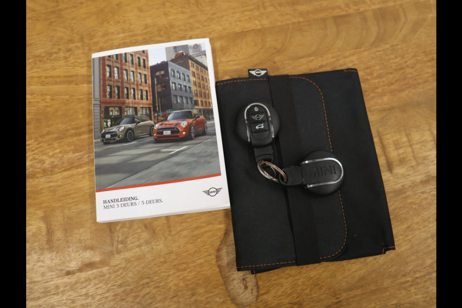 MINI Mini 1.5 One Business Edition 5DRS [NAVIGATIE, PDC ACHTER, APPLE CARPLAY, CRUISE CONTROL, TELEFOON, AIRCO, NIEUWSTAAT]