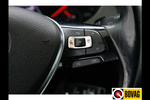 Volkswagen Golf 1.0 TSI Comfortline 110 PK | Adaptive cruise | Climate control | Navigatie App-connect, Regensensor, PDC v+a