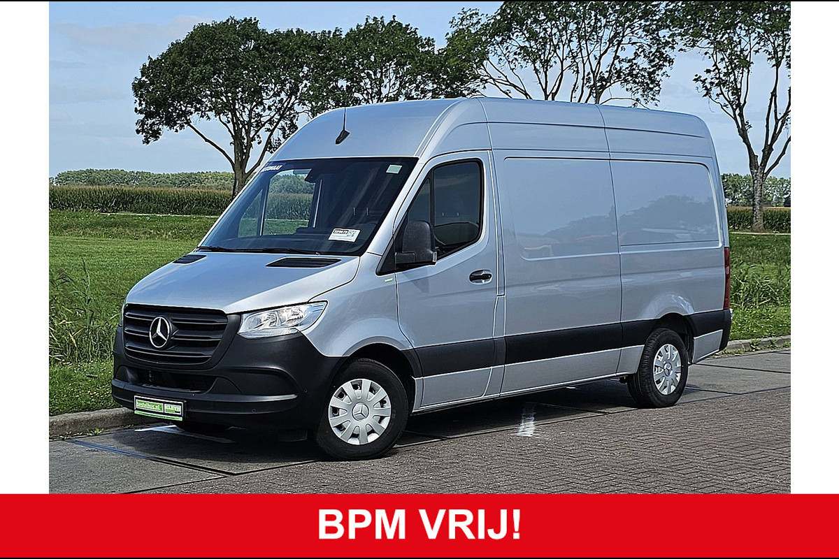 Mercedes-Benz Sprinter 315 L2H2 Mbux Automaat Airco RWD Euro6 Carplay! Mercedes-Benz Sprinter 315 L2H2 Mbux Automaat Airco RWD Euro6 Carplay!