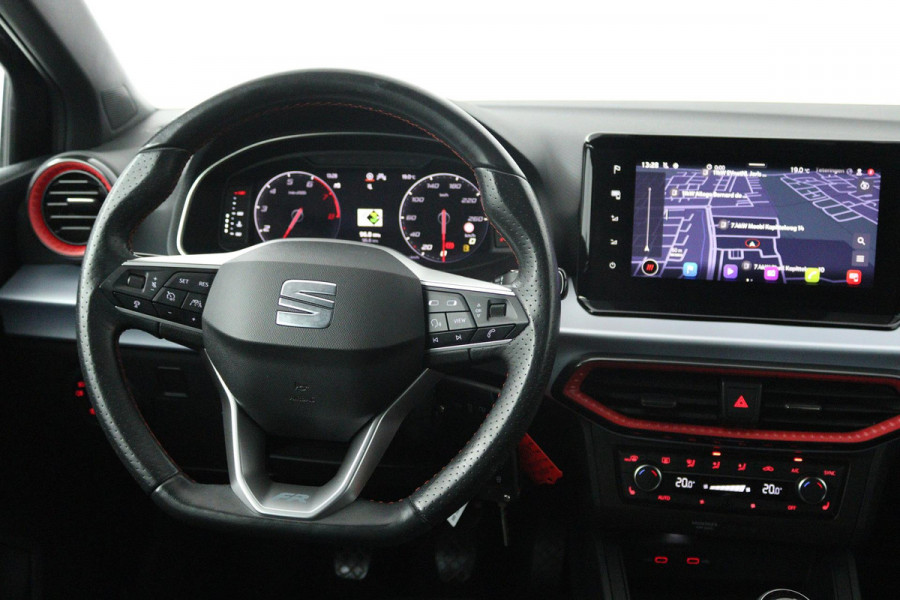 Seat Ibiza 1.0 EcoTSI FR Business Intense (ACHTERUITRIJCAMERA, STOELVERWARMING, DIGITALE COCKPIT, PARKEERSENSOREN, NAVIGATIE)
