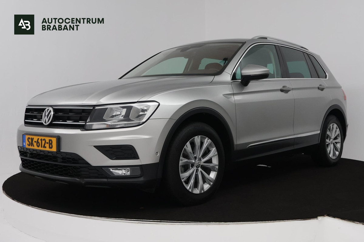 Volkswagen Tiguan 1.4 TSI ACT Comfortline Business (PANORAMADAK, ACHTERUITRIJCAMERA, NAVIGATIE, STOELVERWARMING, PARKEERSENSOREN) Volkswagen Tiguan 1.4 TSI ACT Comfortline Business (PANORAMADAK, ACHTERUITRIJCAMERA, NAVIGATIE, STOELVERWARMING, PARKEERSENSOREN)