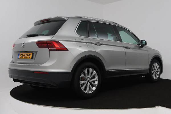 Volkswagen Tiguan 1.4 TSI ACT Comfortline Business (PANORAMADAK, ACHTERUITRIJCAMERA, NAVIGATIE, STOELVERWARMING, PARKEERSENSOREN)