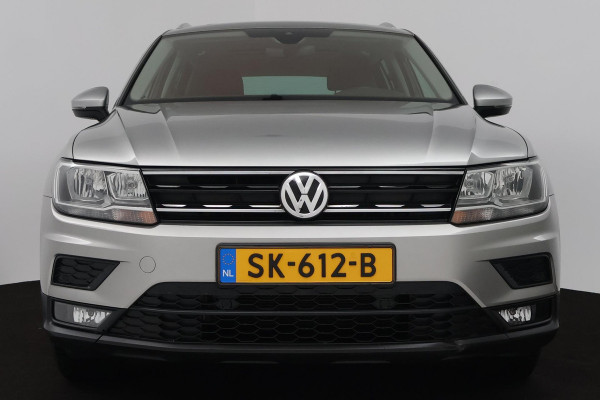 Volkswagen Tiguan 1.4 TSI ACT Comfortline Business (PANORAMADAK, ACHTERUITRIJCAMERA, NAVIGATIE, STOELVERWARMING, PARKEERSENSOREN)