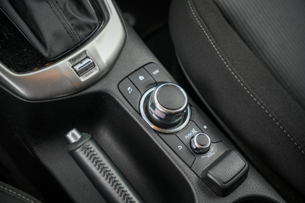 Mazda CX-3 2.0 SkyActiv-G 120 Dynamic Cruise Control Airco Automatisch Navigatie Stoelverw. PDC Automaat!