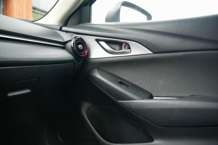 Mazda CX-3 2.0 SkyActiv-G 120 Dynamic Cruise Control Airco Automatisch Navigatie Stoelverw. PDC Automaat!