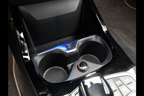 BMW 1-serie 118i Executive Edition Sport (NAVIGATIE, LED, SPORTSTOELEN, PDC, GOED ONDERHOUDEN)