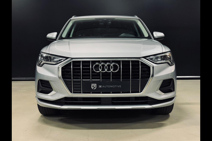 Audi Q3 35 TFSI Pro Line, Matrix Led, Virtual Cockpit, ACC, Blind Spot, Apple Carplay, Clima, PDC, S-Line Velg 19", Onderhouden