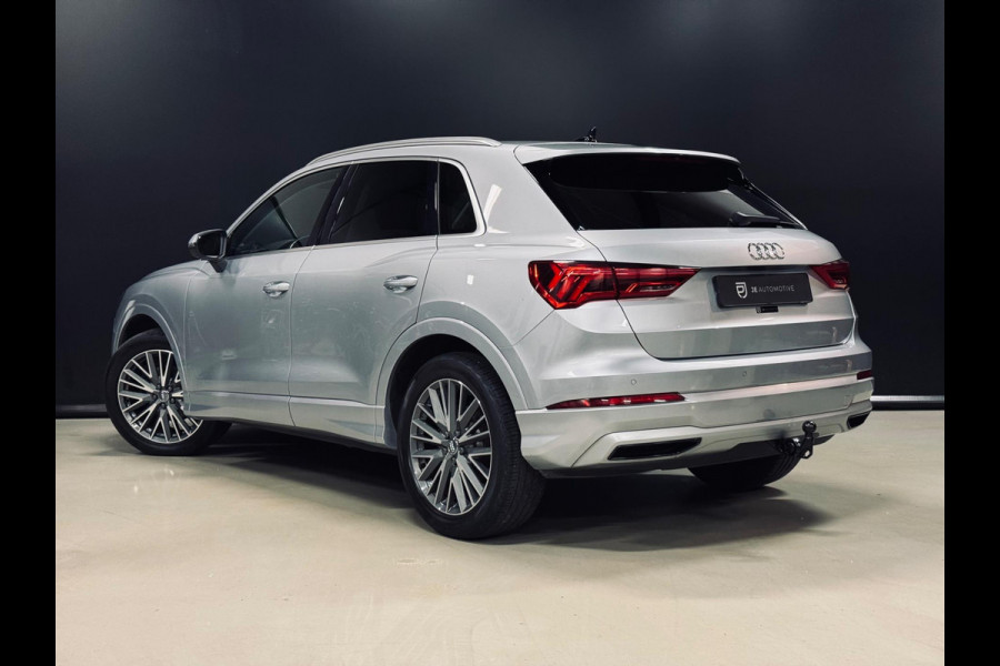 Audi Q3 35 TFSI Pro Line, Matrix Led, Virtual Cockpit, ACC, Blind Spot, Apple Carplay, Clima, PDC, S-Line Velg 19", Onderhouden