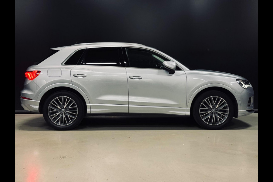 Audi Q3 35 TFSI Pro Line, Matrix Led, Virtual Cockpit, ACC, Blind Spot, Apple Carplay, Clima, PDC, S-Line Velg 19", Onderhouden
