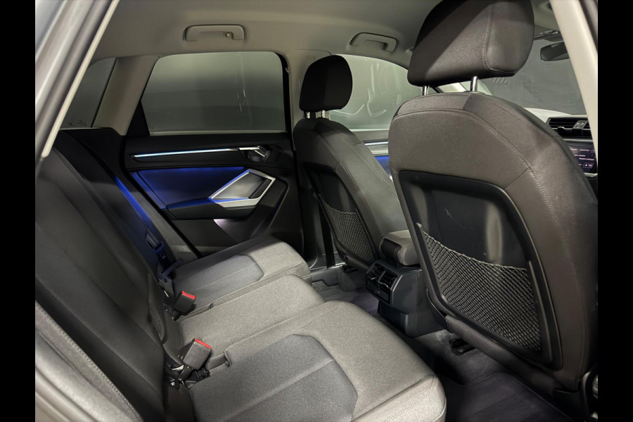 Audi Q3 35 TFSI Pro Line, Matrix Led, Virtual Cockpit, ACC, Blind Spot, Apple Carplay, Clima, PDC, S-Line Velg 19", Onderhouden