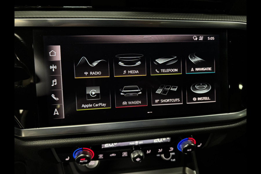 Audi Q3 35 TFSI Pro Line, Matrix Led, Virtual Cockpit, ACC, Blind Spot, Apple Carplay, Clima, PDC, S-Line Velg 19", Onderhouden