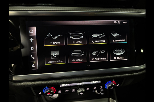 Audi Q3 35 TFSI Pro Line, Matrix Led, Virtual Cockpit, ACC, Blind Spot, Apple Carplay, Clima, PDC, S-Line Velg 19", Onderhouden