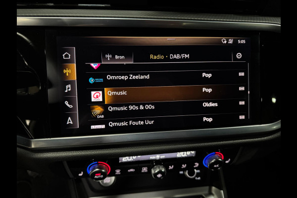 Audi Q3 35 TFSI Pro Line, Matrix Led, Virtual Cockpit, ACC, Blind Spot, Apple Carplay, Clima, PDC, S-Line Velg 19", Onderhouden