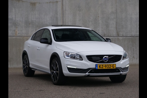 Volvo S60 Cross Country 2.0 D4 Nordic+ | NL Auto | schuifdak | leder | trekhaak..