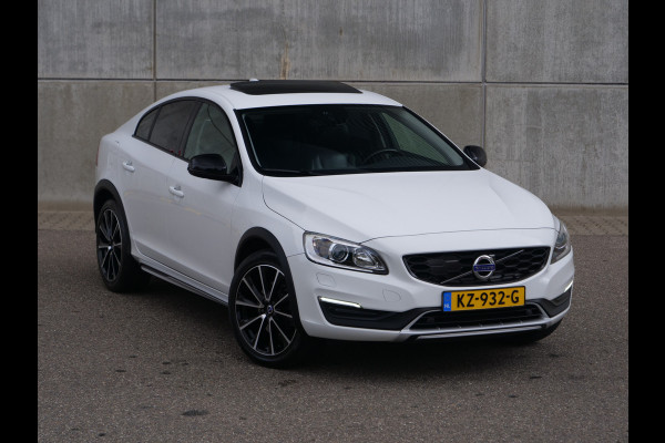 Volvo S60 Cross Country 2.0 D4 Nordic+ | NL Auto | schuifdak | leder | trekhaak..
