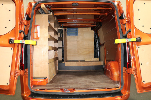 Ford Transit Custom 2.0 TDci 185pk Sport L2 H1 Automaat Imperiaal
