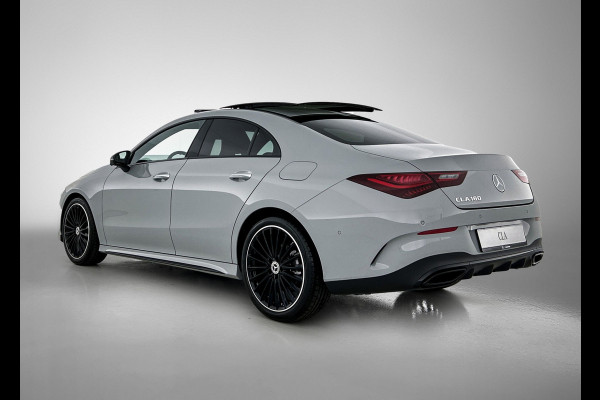 Mercedes-Benz CLA-Klasse 180 Business Solution AMG | AMG Line Plus pakket | Antidiefstalpakket GUARD 360° Plus | Multibeam LED | Smartphone-integratie | Head-up display | 	Parkeerpakket met 360°-camera |