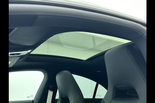 Mercedes-Benz CLA-Klasse 180 Business Solution AMG | AMG Line Plus pakket | Antidiefstalpakket GUARD 360° Plus | Multibeam LED | Smartphone-integratie | Head-up display | 	Parkeerpakket met 360°-camera |