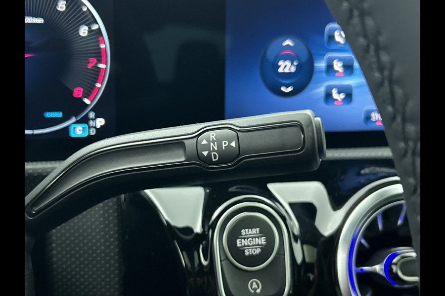 Mercedes-Benz CLA-Klasse 180 Business Solution AMG | AMG Line Plus pakket | Antidiefstalpakket GUARD 360° Plus | Multibeam LED | Smartphone-integratie | Head-up display | 	Parkeerpakket met 360°-camera |