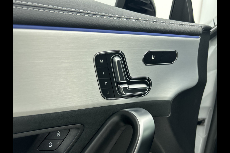 Mercedes-Benz CLA-Klasse 180 Business Solution AMG | AMG Line Plus pakket | Antidiefstalpakket GUARD 360° Plus | Multibeam LED | Smartphone-integratie | Head-up display | 	Parkeerpakket met 360°-camera |