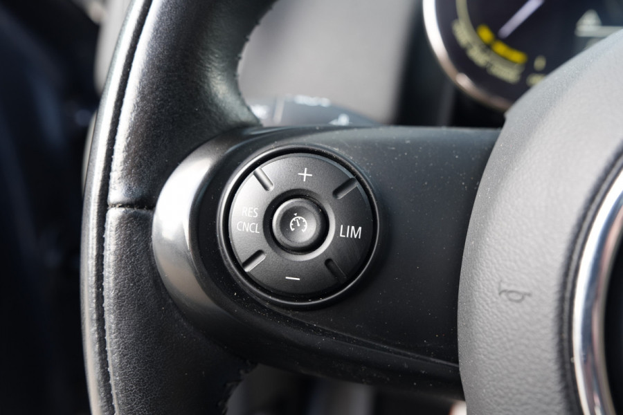MINI Countryman 2.0 Cooper S E ALL4 Northwood Edition | Panoramadak | Camera | Leder | Head-Up Display |