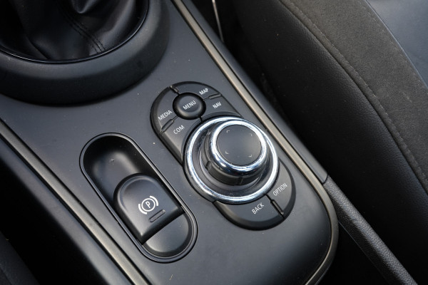 MINI Countryman 2.0 Cooper S E ALL4 Northwood Edition | Panoramadak | Camera | Leder | Head-Up Display |
