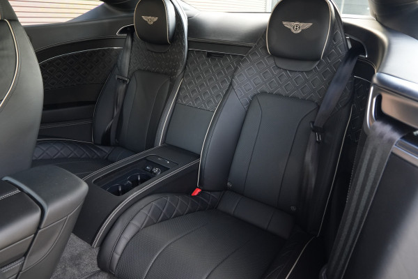 Bentley Continental GT 6.0 W12 | Massage | Camera V+A | Lederen Hemel | Apple CarPlay |