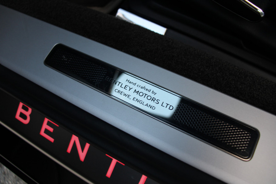 Bentley Continental GT 6.0 W12 | Massage | Camera V+A | Lederen Hemel | Apple CarPlay |