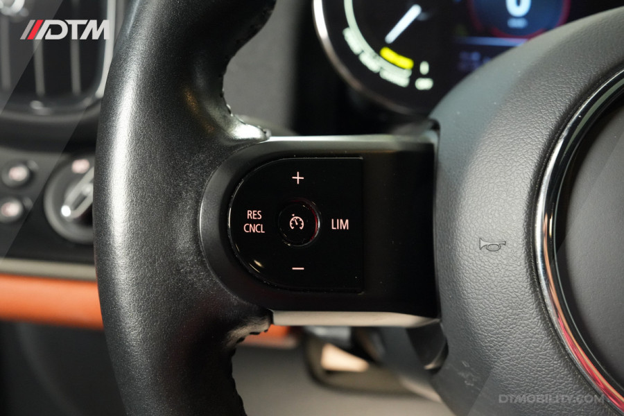 MINI Countryman 2.0 Cooper S E ALL4 Northwood Edition | Panoramadak | Chester Leder | Stoelverwaming |