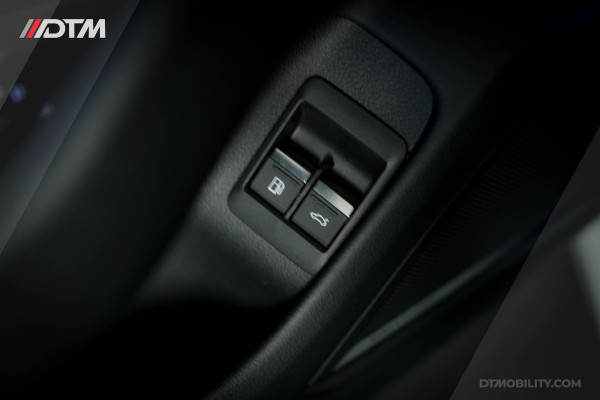 Audi A6 Limousine 55TFSIe Quattro Competition | Head Up | Sfeerverlichting | B&O | Panoramadak