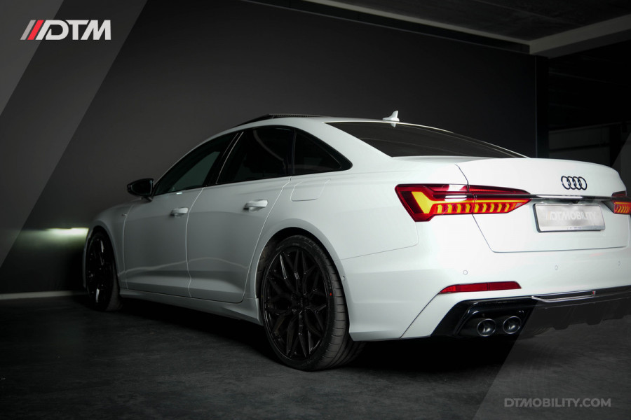 Audi A6 Limousine 55TFSIe Quattro Competition | Head Up | Sfeerverlichting | B&O | Panoramadak