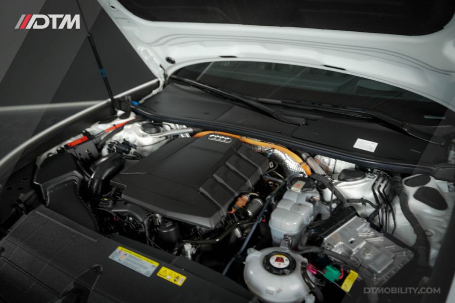 Audi A6 Limousine 55TFSIe Quattro Competition | Head Up | Sfeerverlichting | B&O | Panoramadak