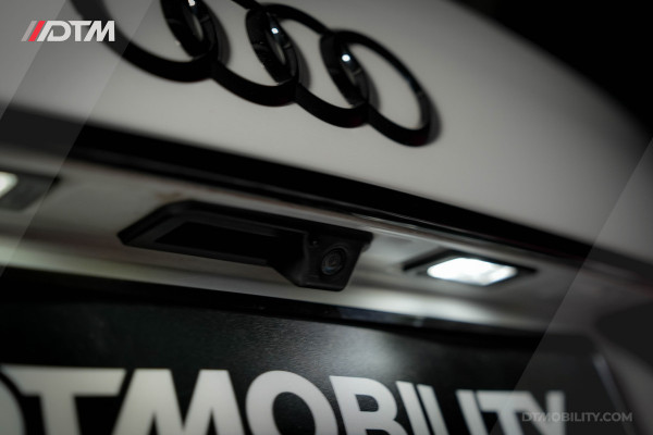 Audi A6 Limousine 55TFSIe Quattro Competition | Head Up | Sfeerverlichting | B&O | Panoramadak