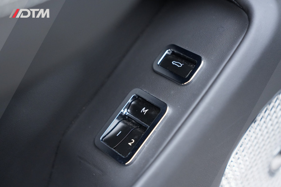 Bentley Flying Spur 6.0 W12 Mulliner | €392K NEW | BTW |