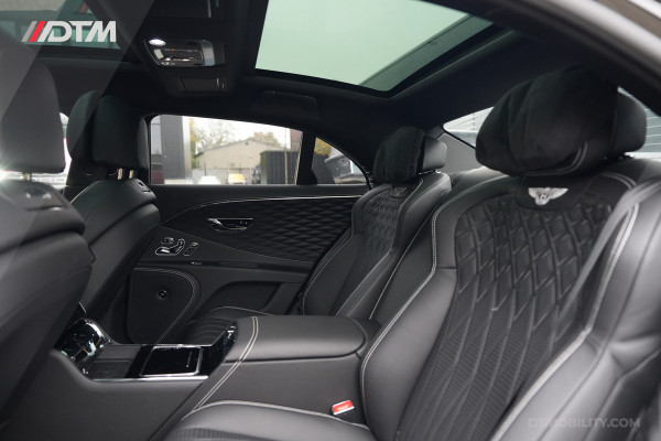 Bentley Flying Spur 6.0 W12 Mulliner | €392K NEW | BTW |