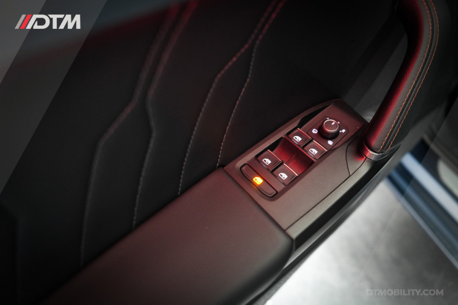 CUPRA Leon 2.0TSI VZ 300PK | Panoramadak | Vol opties