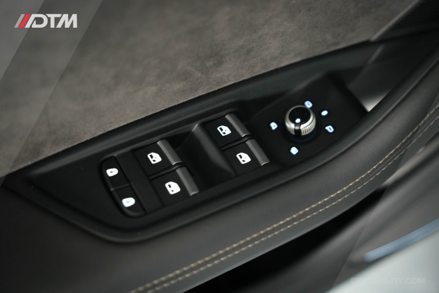 Audi A4 Avant 2.9 TFSI RS 4 quattro | Keramisch | B&O | Panorama | Carbon