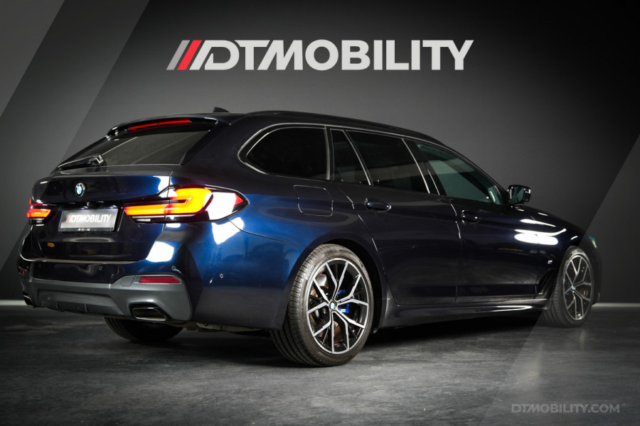 BMW 5 Serie Touring Dealer O.H. | 530i High Ex. M-Sport | | Pano | Harman Kardon | Laser